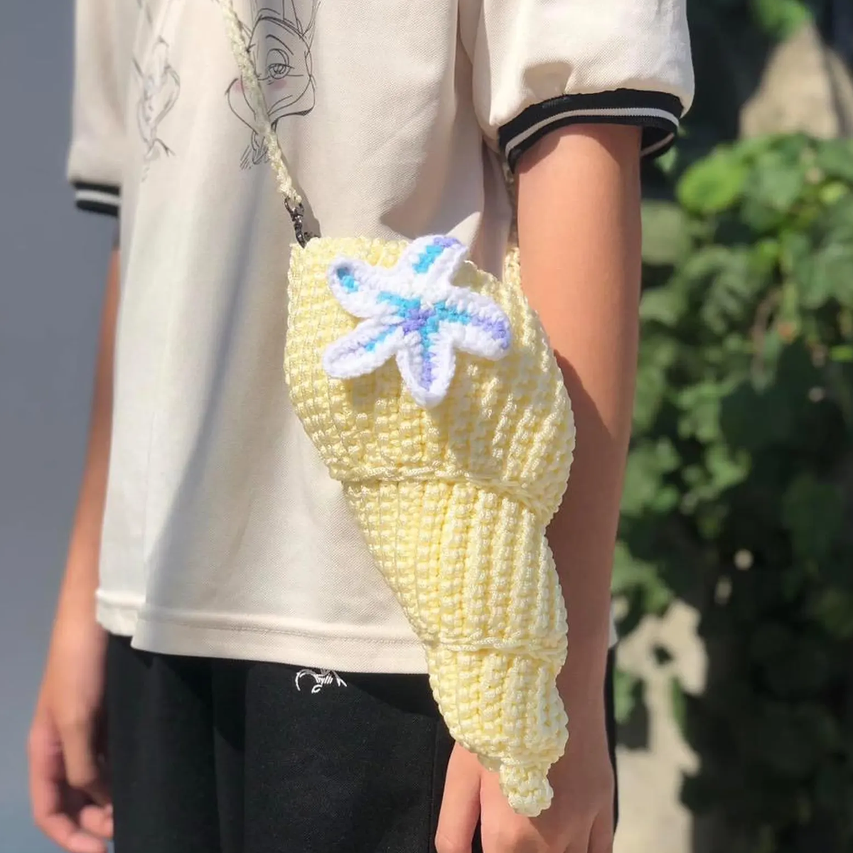 Seashell Shaped Crochet Crossbody Bag With Starfish Ornament Shoulder Bag